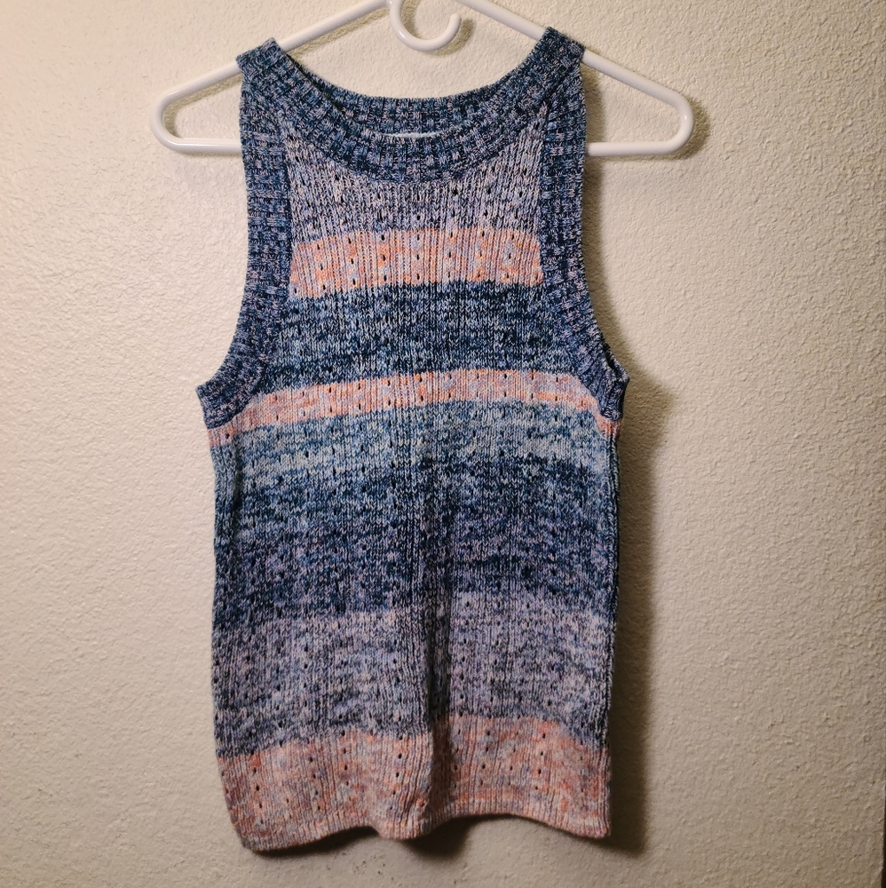 Sweater vest